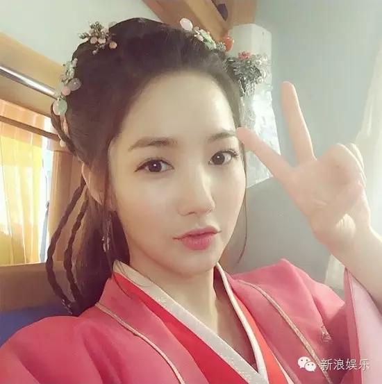 允兒招架不住古裝？韓國(guó)女星古裝LOOK一覽 誰(shuí)贏了？