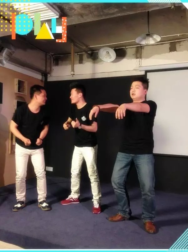 能看出這個(gè)場景主題是衛(wèi)生紙嗎？我讀書少，你別騙我……