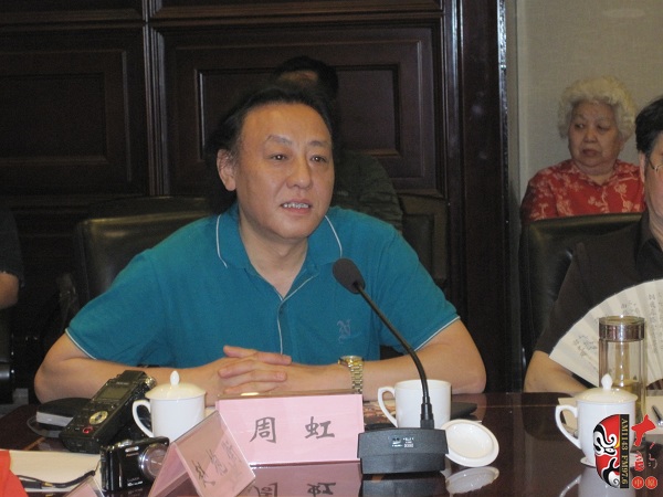 河南省音樂家協(xié)會(huì)主席、著名作曲家周虹