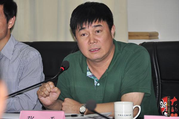 河南豫劇院藝術發展部主任、著名導演張平