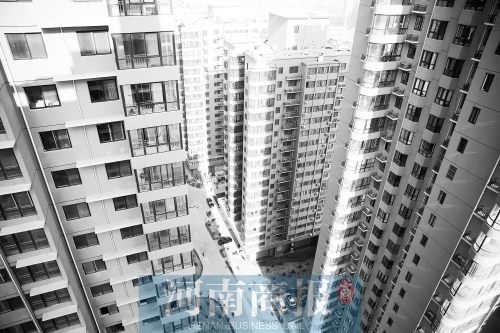今年鄭州在商品房小區(qū)、經(jīng)適房小區(qū)內(nèi)配建的公租房，將面向社會(huì)輪候供應(yīng) 楊東華/攝