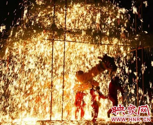 確山鐵花將登上萬眾矚目的春晚舞臺！
