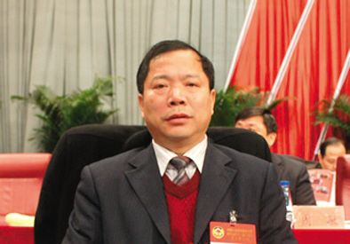 原萍鄉(xiāng)市政協(xié)主席晏德文。
