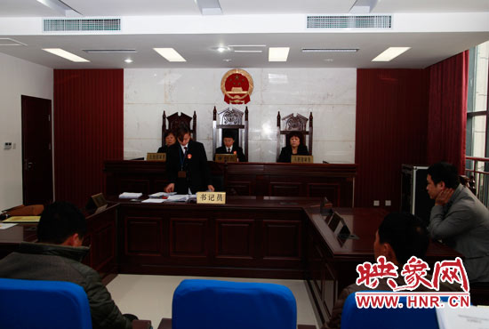 11月13日，金水區法院集中宣判了6起拖欠農民工工資案件。