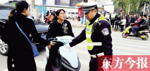 昨日，鄭州市交巡警“百日行動”首日