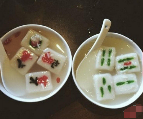 來(lái)碗清一色!火鍋店推出創(chuàng)意麻將湯圓