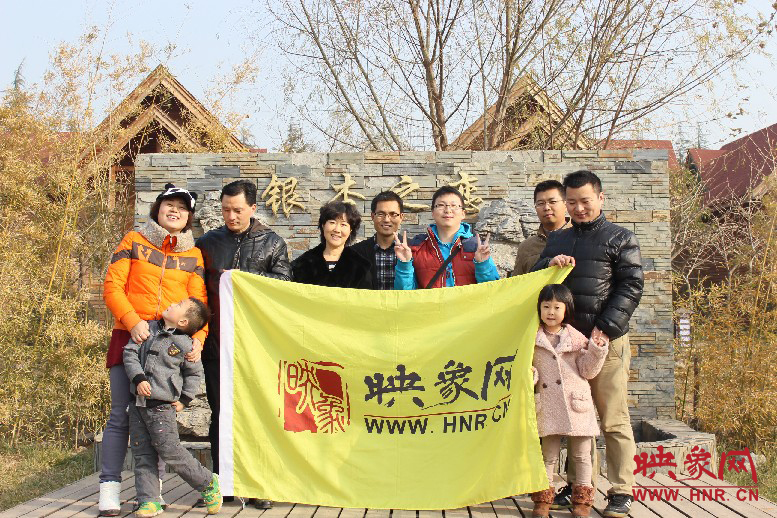 來張小合影，好多朋友都在其他地方玩，已經嗨的叫不回來……