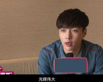 選關曉彤或江疏影？張藝興：我選我媽 光輝偉大