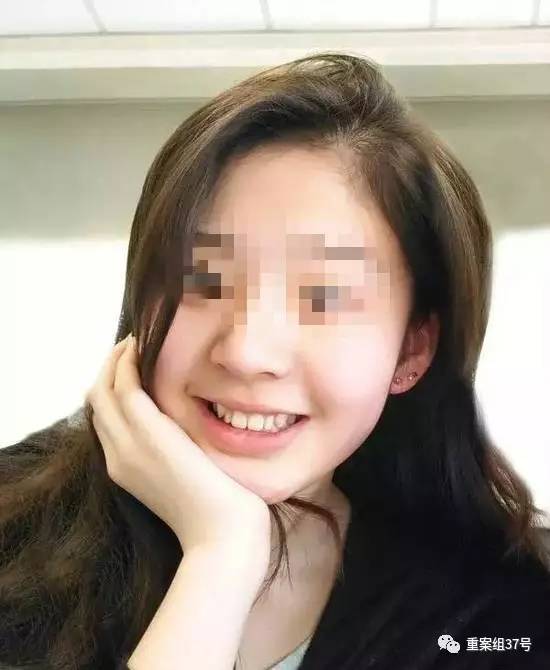 17歲高中男生教室里掐死女同學，被訴故意殺人和強奸