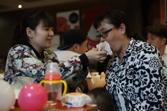 有了女兒后，我更能體會(huì)當(dāng)媽的辛苦與付出，謝謝你媽媽