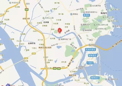 以此前的格力康樂園為例。在2005年，格力電器就已出資2億元，建立員工生活區——格力康樂園。該生活園區建筑面積達12萬平方米以上，可容納員工10000多人。后來，斥資4億的康樂園二期也已經投入使用。