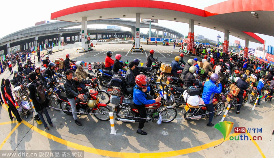 今年廣東、廣西兩省共193座中石化油站將為返鄉(xiāng)車主提供“6+X”免費(fèi)服務(wù)，并將為1萬名“返鄉(xiāng)摩騎”免