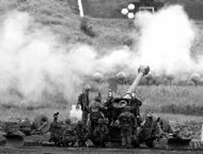 24日，日本陸上自衛隊在進行演練
