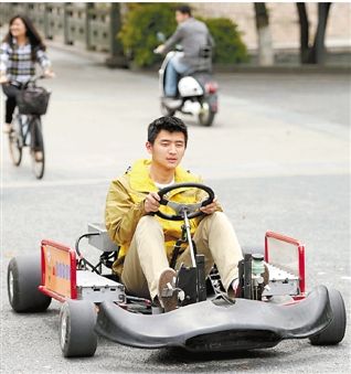 大學(xué)生2個(gè)月造出電動(dòng)卡丁車(chē)