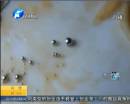 嚇?biāo)廊?！干鍋肥腸里吃出水銀