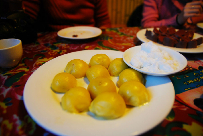 過(guò)年餐桌上的美食