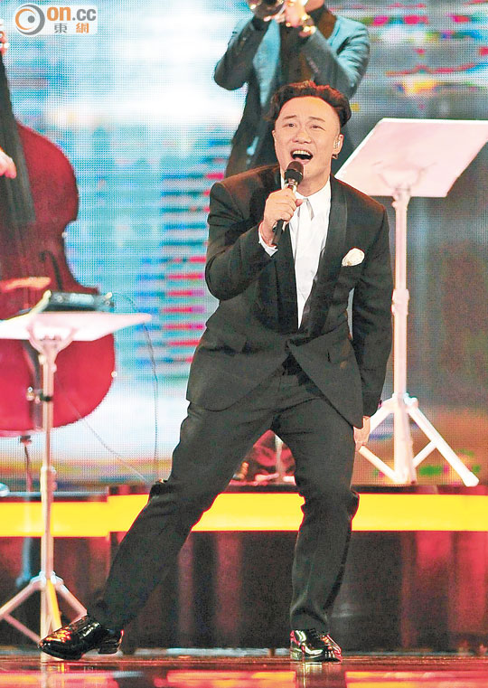 陳奕迅不負眾望，終于榮登金曲歌王寶座。